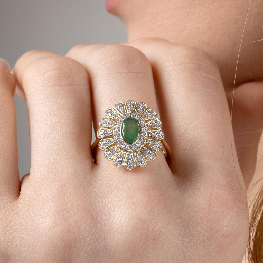 9ct Yellow Gold Emerald & Diamond Cluster Ring