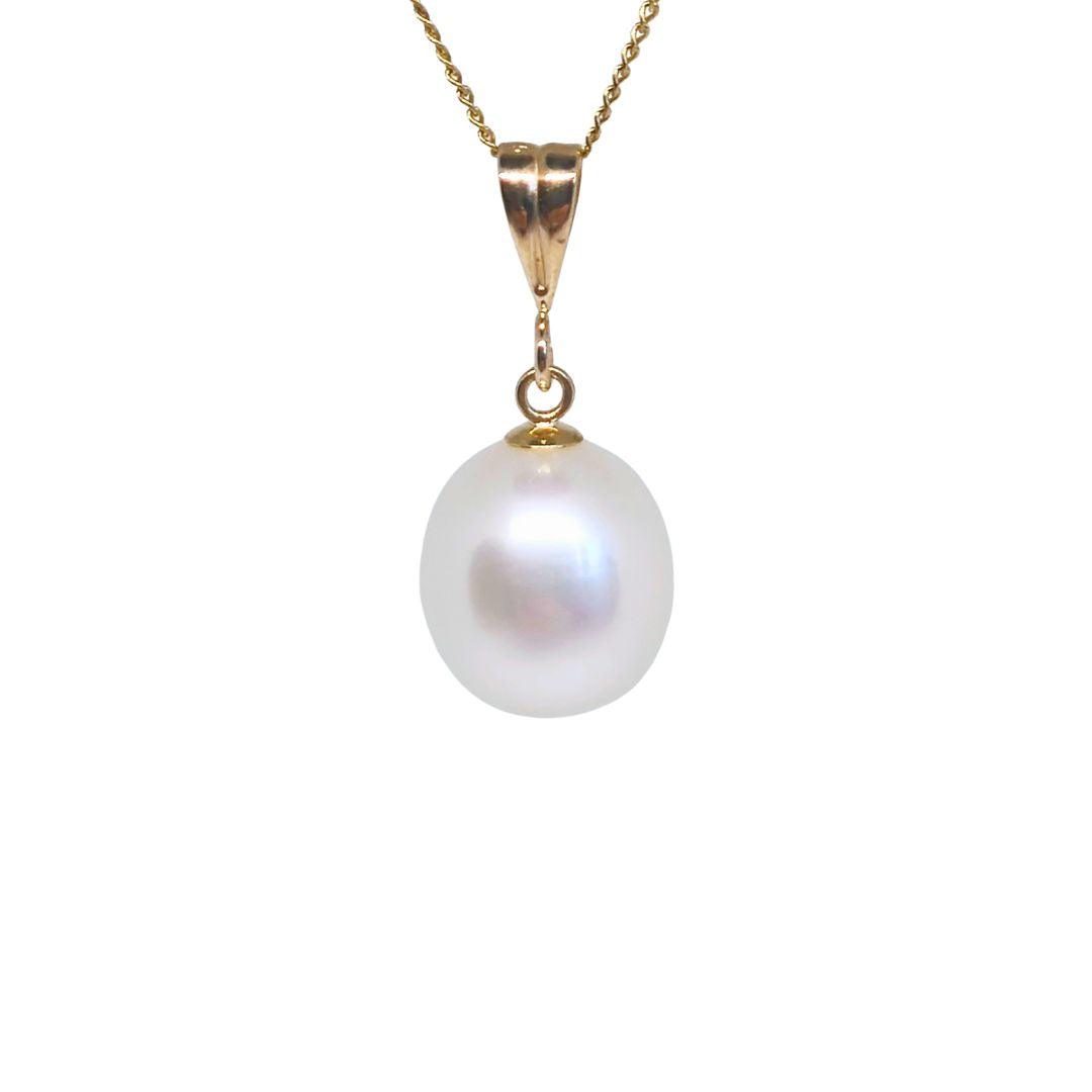 Classic Freshwater Pearl Pendant – 9ct Gold