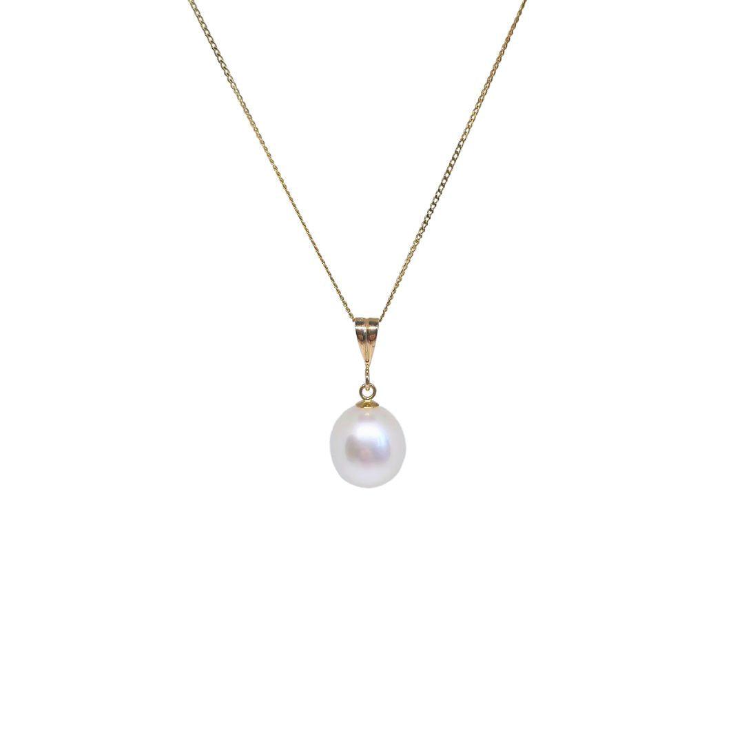 Classic Freshwater Pearl Pendant – 9ct Gold