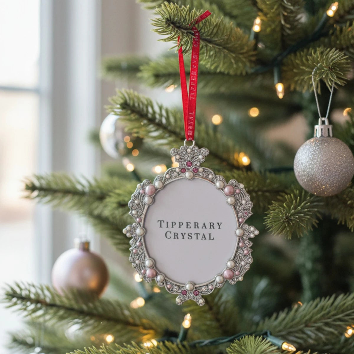 Tipperary Pearl Picture Frame Decoration