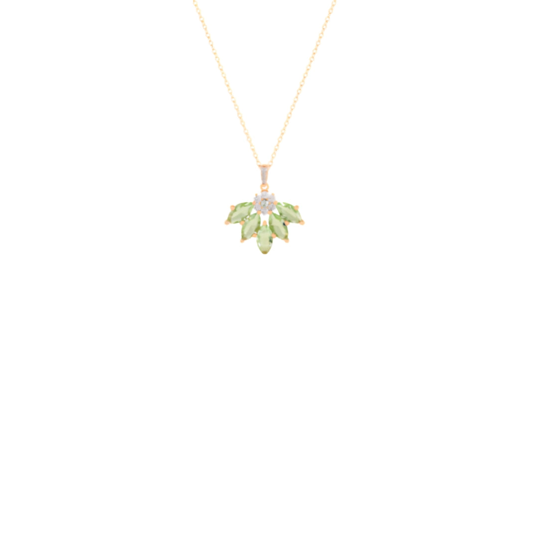 Maureen O'Hara Vintage Flower Pendant – Peridot Gold